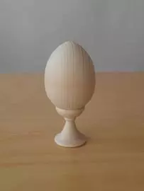 Яйцо на подставке
